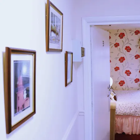 Arkale Guest house